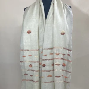 Handwoven ash cashmere scarf, displayed on a mannequin.